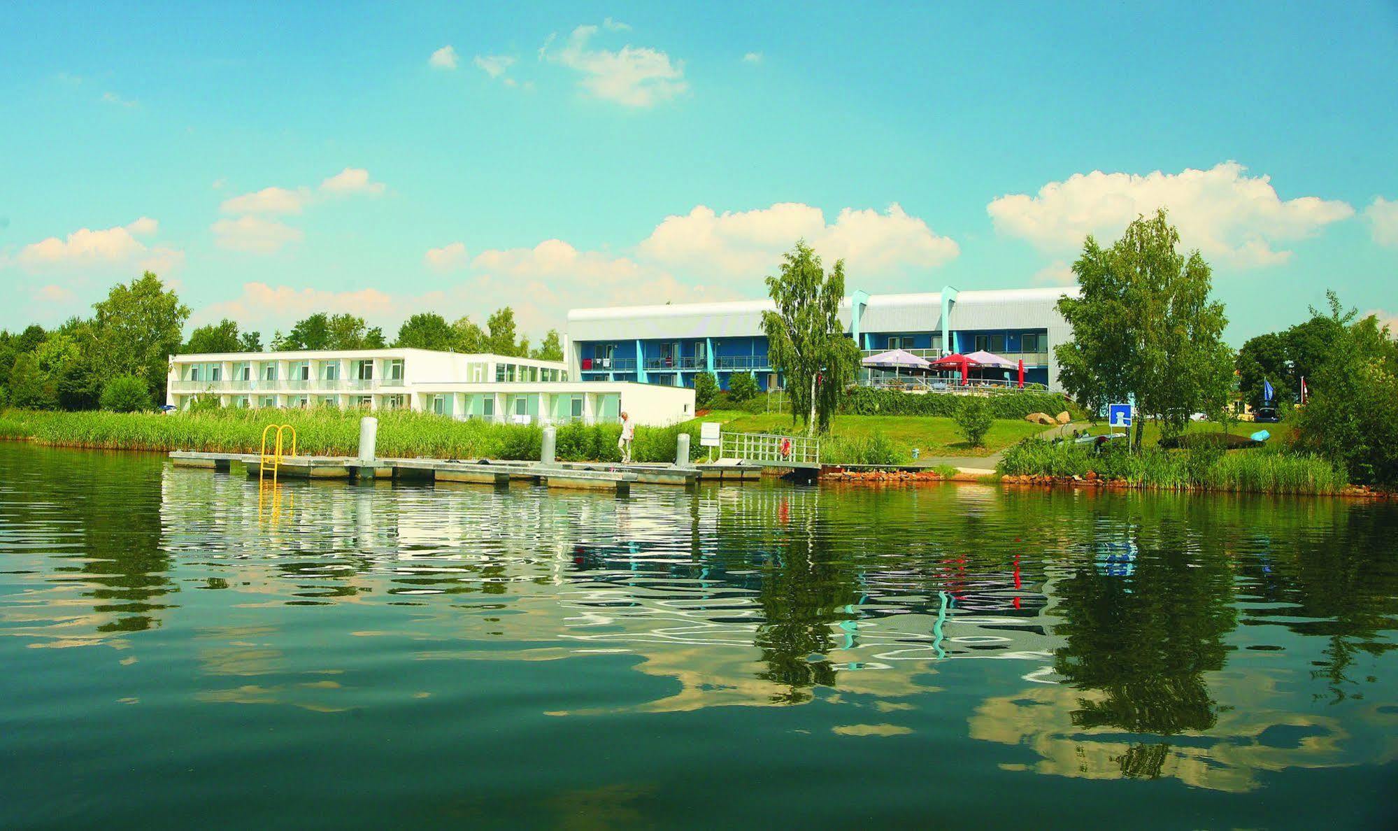 Strandhotel Senftenberger See Dış mekan fotoğraf