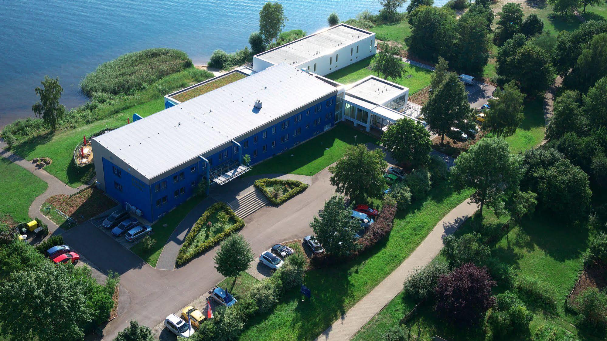 Strandhotel Senftenberger See Dış mekan fotoğraf